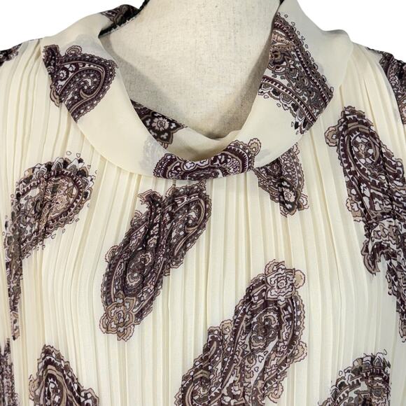 Chico’s Petite SZ 2P (Large) Top Paisley Accordion Pleats Long Sleeves Lined - Picture 2 of 10